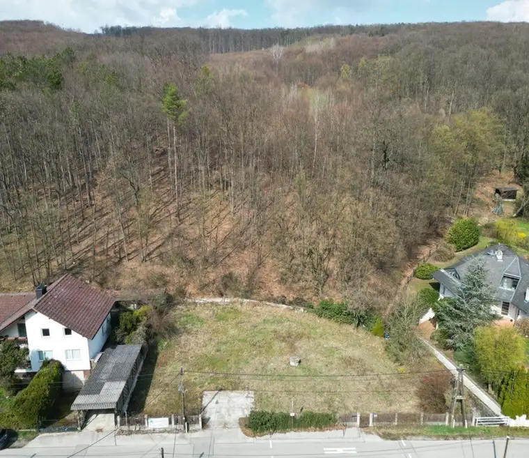Villenbaugrund (aufgeschlossen!) mit 962 m² in Weidlinger Ruhelage