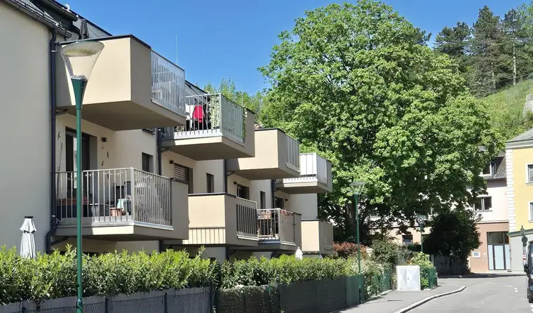 Langenzersdorf: 3 Zimmer-Wohnung mit Balkon am Fuße des Bisambergs