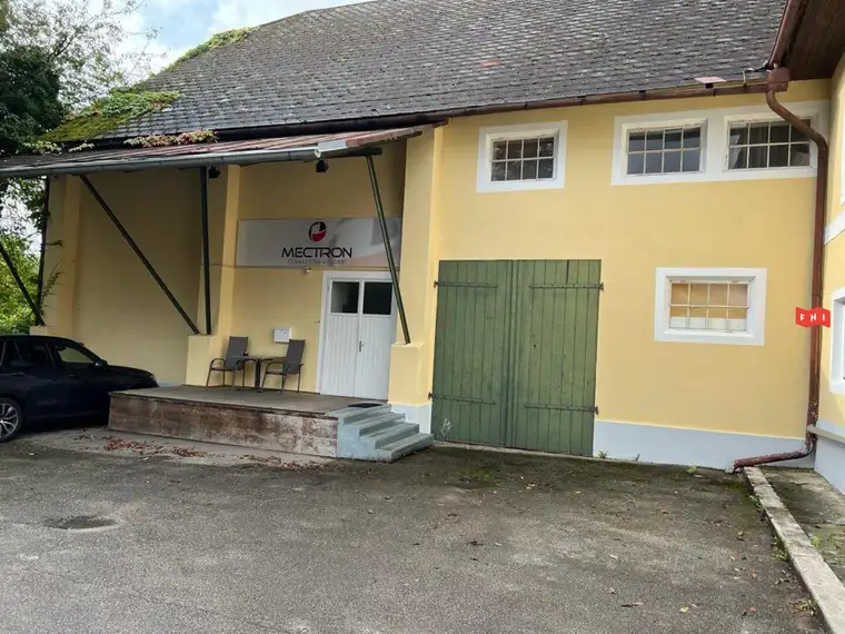 Schöne Büros nähe Gewerbepark Franzosenhausweg bei der A7-Abfahrt Richtung Linz in St.Martin/Traun