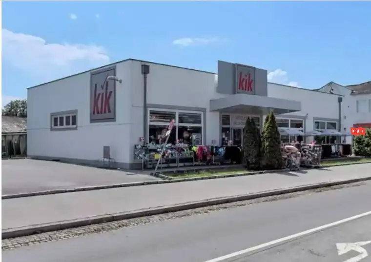 Geschäftslokal mit ca. 500 m2 in Baden bei Wien zur Miete