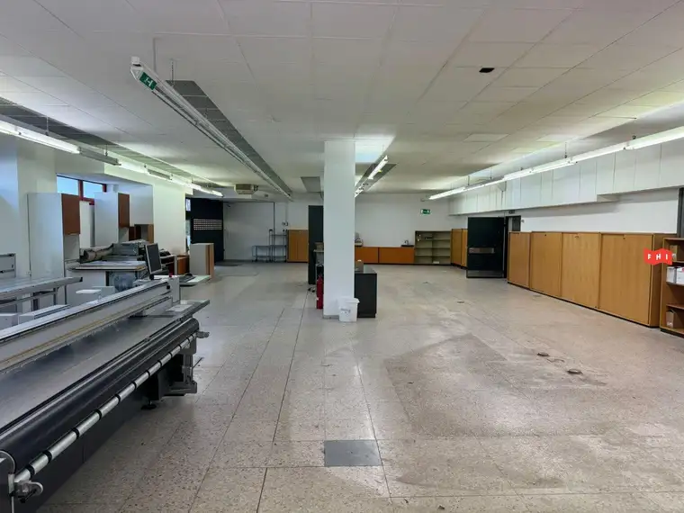 Geschäftslokal | Büro | EG