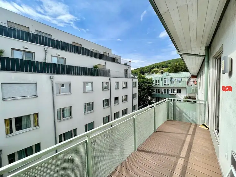 Charmante 3 Zimmer Neubaumiete mit Balkon &amp; Tiefgaragenplatz Nähe Hauptplatz