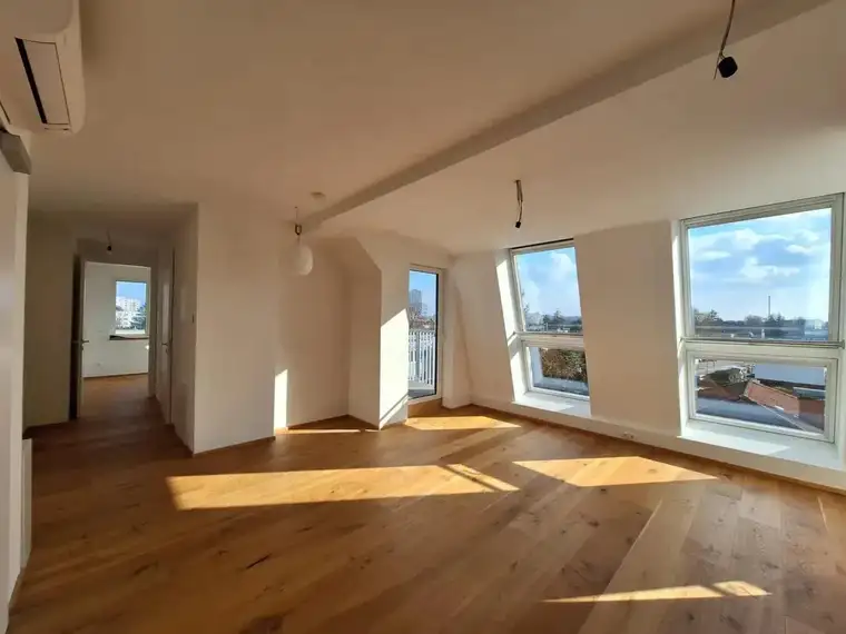 Wunderschöne Dachgeschoßwohnung im 21. Bezirk mit bester Infrastruktur und Verkehrsanbindung