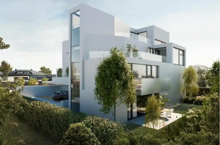 Gertraud Holler, BM Hofer Realitäten GmbH