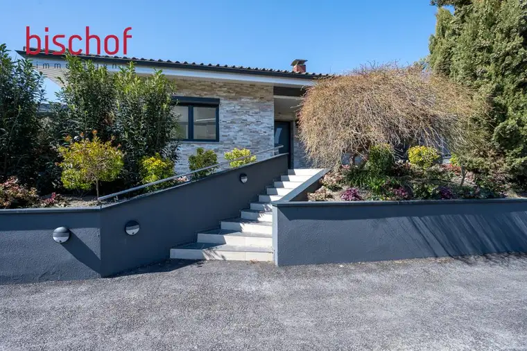 Schönes Haus mit großer Garage/Lager zu verkaufen