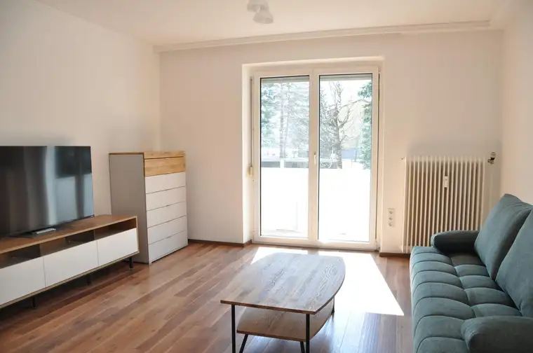 5 Zimmer FAMILIENWOHNUNG in perfekter zentraler Lage von Bad Gastein, in der Hauptschulstraße, aufwendig neu gestaltet und praktisch eingeteilt, inklusive GARAGE.