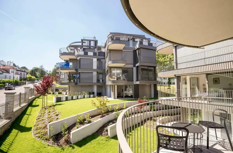 Apartment mit Terrasse und Garten