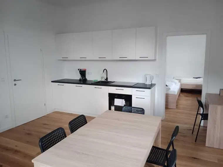 Tatiana Bokhiyeva, Zirkel Immobilien GmbH