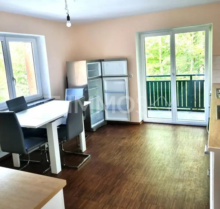 BEZAUBERNDES MEHRGENERATIONENHAUS - mit über 2200 m2 Grund!