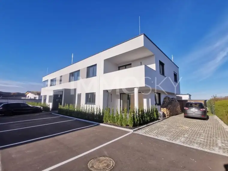 Bezaubernde 3-Zimmer Wohlfühloase - mit Terrasse und 2 Stellplätze!