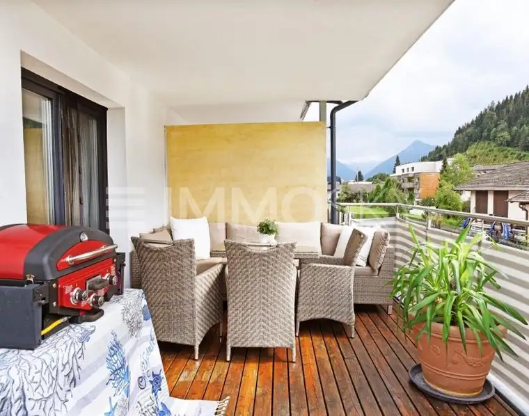 Moderne 3-Zimmer-Wohnung mit XXL Balkon und Bergblick!
