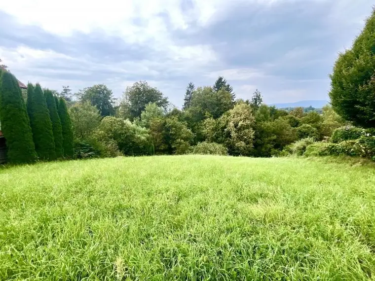 Sonniges Grundstück mit Potenzial nahe Graz
