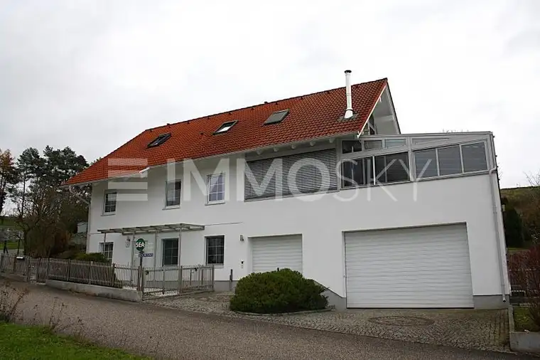 Idyllisches Raumwunder für Familie und Büro- Garten, Pool, XL Garage