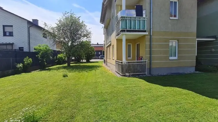 Ruhige, ebenerdige Wohnung mit Grünblick!