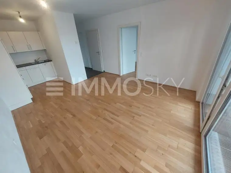 PÄRCHEN SCHMUCKSTÜCK MIT BALKON UND GARAGE!!!