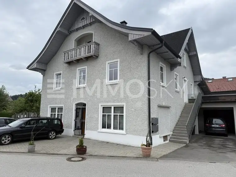 Charmantes Wohnhaus mit 4 Wohnungen 