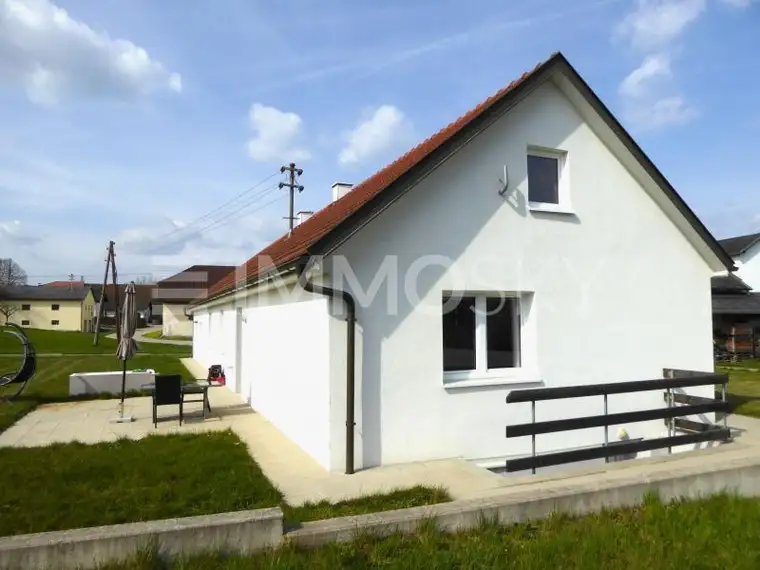 Wohnen im Grünen - liebevoll renoviertes Sternchenhaus zu Wohlfühlen!