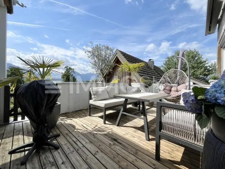 Wohnoase mit Garten und Panoramablick