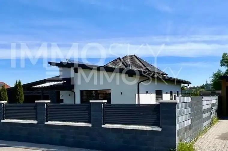 Neuwertiger Bungalow am Puls der Zeit - hochwertige Haustechnik!