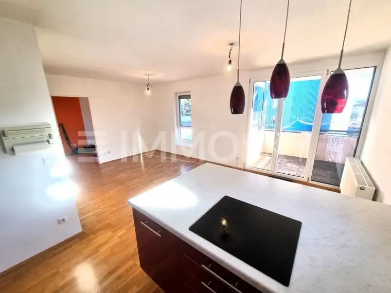 Wohnoase mit Top Infrastruktur und TG-Stellplatz!