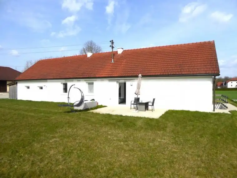 Gemütliches Zuhause mit ländlichem Flair!