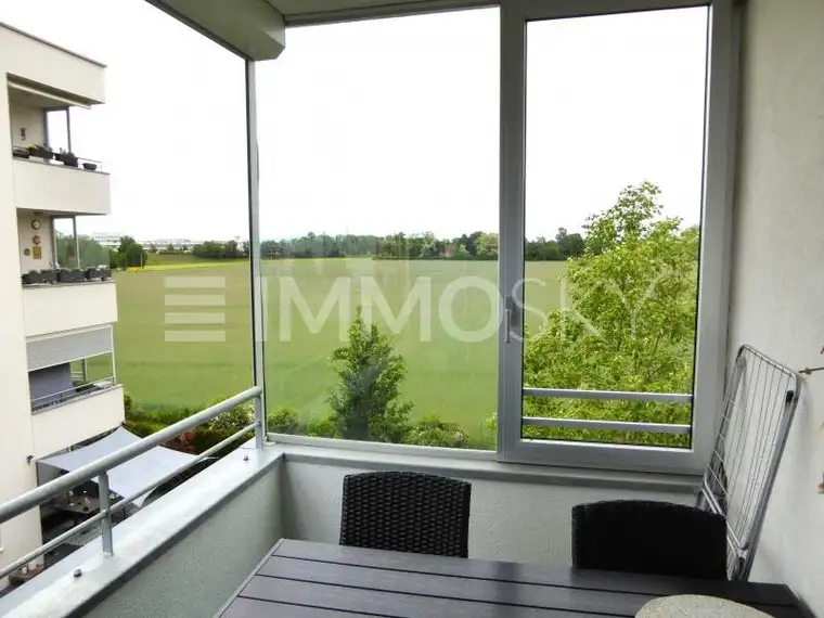 HIER KANN MAN SICH WOHLFÜHLEN -3 ZIMMER, LOGGIA, KLIMAANLAGE UVM.