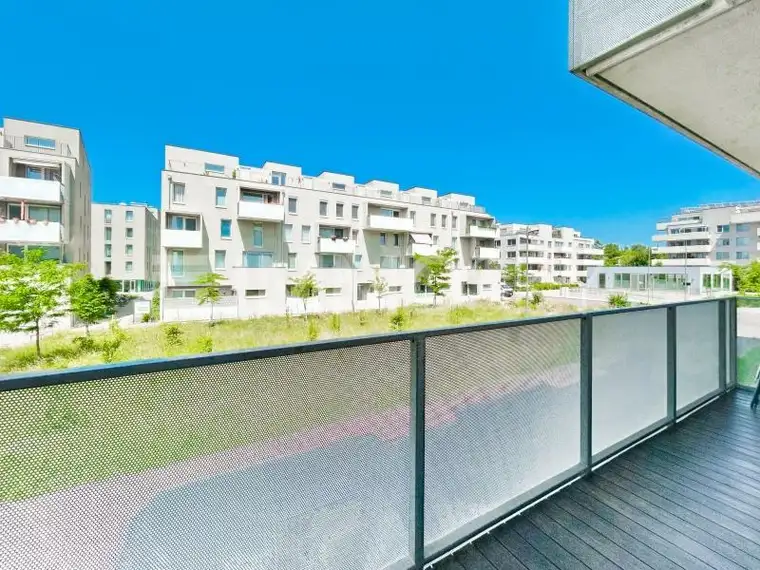 Wohnhit auf Baurecht - Balkon, Sauna und Stellplatz!