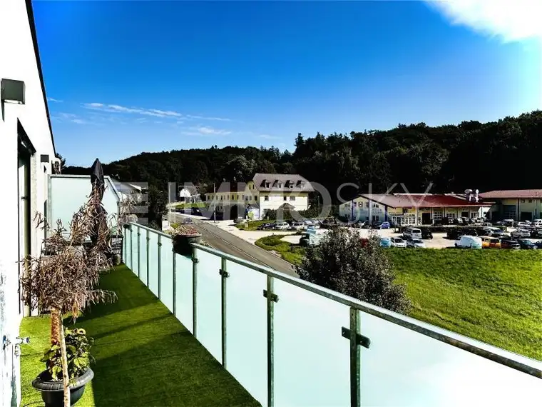 Moderner Wohntraum mit Beeindruckendem Ausblick