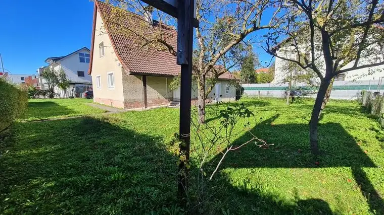 Abreißen und neu bauen? Evtl. ein Doppelhaus?