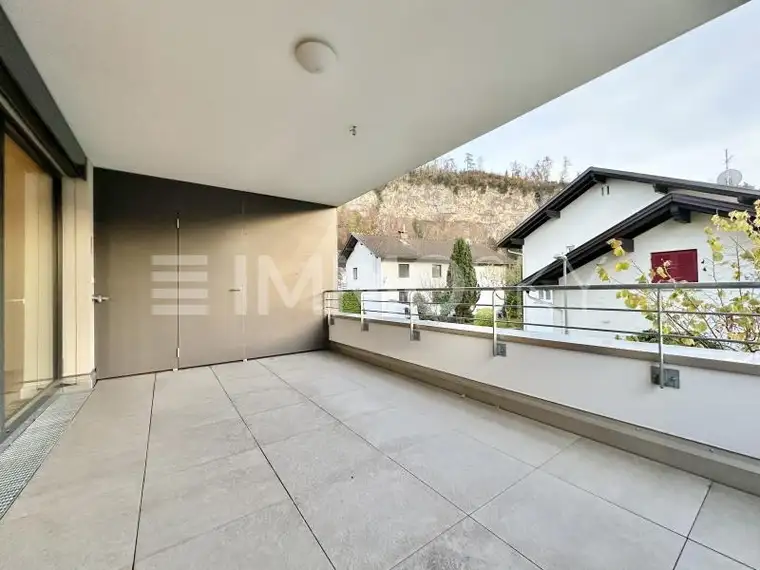 Sonniges Zuhause mit Ardetzenbergblick