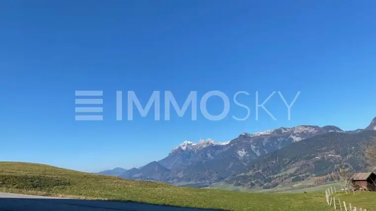 TRAUMHAFTES PANORAMAGRUNDSTÜCK IN ABSOLUTER RUHELAGE