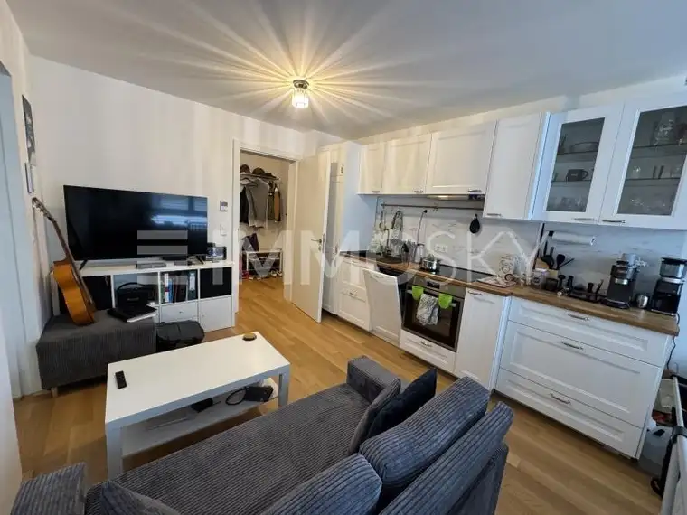 Helle 2-Zimmer-Wohnung in moderner Wohnanlage
