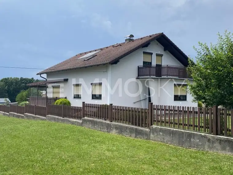Gepflegtes Landhaus in ruhiger Aussichtslage!