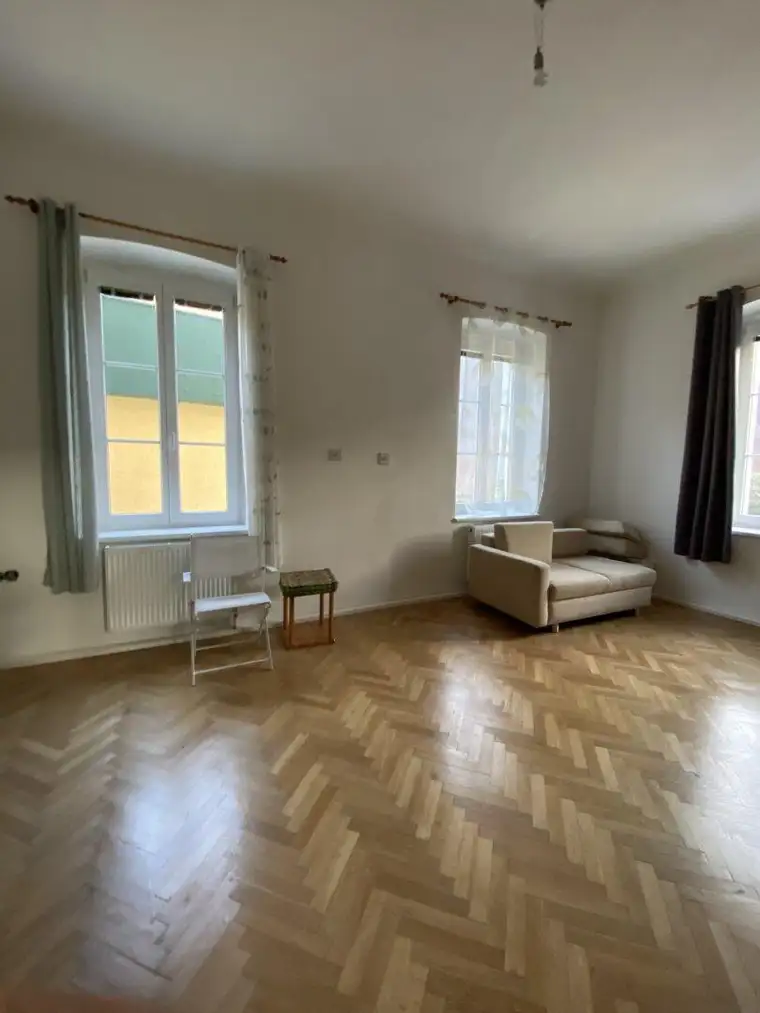 3 Zimmer Wohnung mit Balkon, Grünblick &amp; Einbauküche in idyllischer Lage!