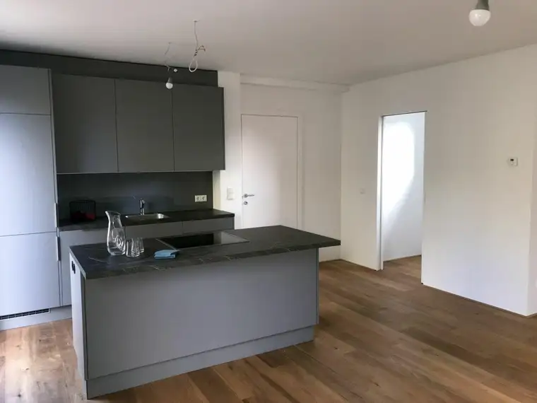 Außergewöhnliche Doppelhaushälfte mit 5 Zimmern in Top-Lage - Wohnen &amp; Arbeiten in Bestlage von Weidling - ZWEITBEZUG.