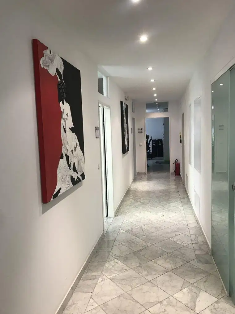 Repräsentativ, zentral und teilweise eingerichtet - Büro-Untervermietung in edlem Stilzinshaus in ALT-Hietzing.
