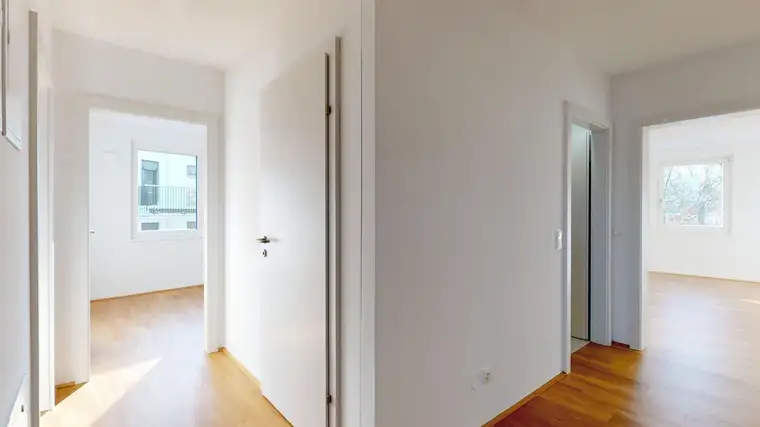 Provisionsfrei: 4 Zimmer mit Balkon im Grünen und doch in der Stadt - ERSTBEZUG.