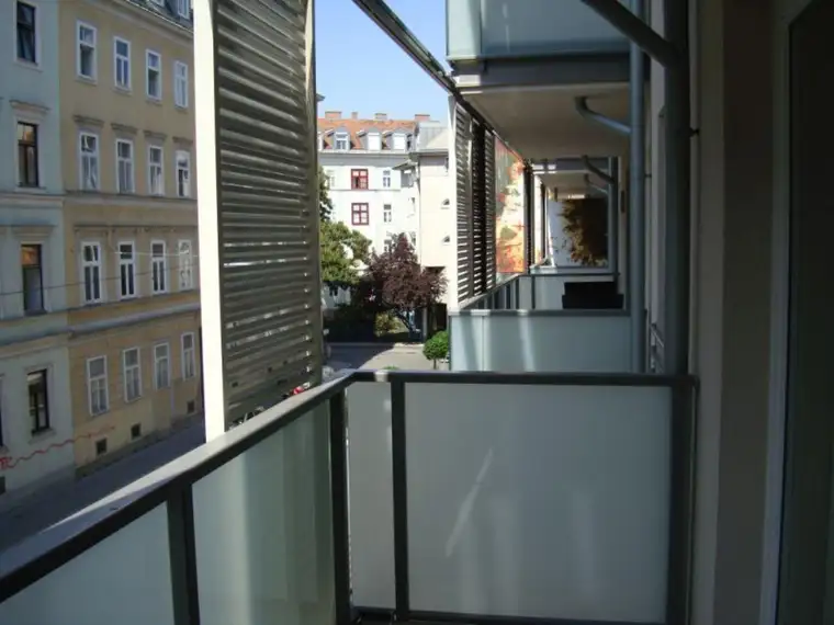 Modern Living in the City mit großem Balkon - Nähe U4/U2-Station Schottenring - Drittbezug