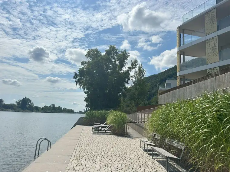 Zweitbezug: Luxus trifft auf Naturerlebnis mit Privatstrand.