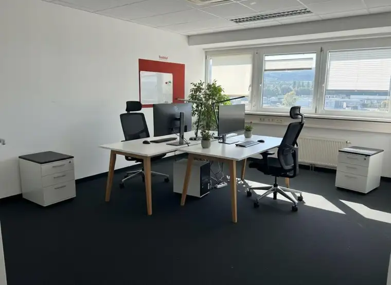 Effizient und zentral - Ihr neues Büro - optional mit praktischer Lagerbox - IZ-NÖ Süd.