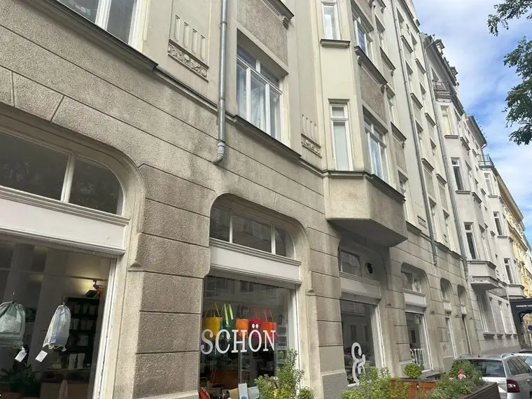 Außergewöhnlich, Top-Lage, vermietet - Geschäftslokal mit Potential - Nur 50 m vom Naschmarkt.