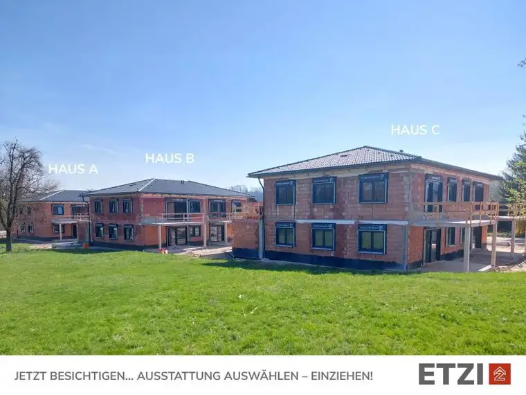 Regau: Traumhafte Eigentumswohnung mit Garten in ruhiger Kleinwohnanlage ab € 299.500,-