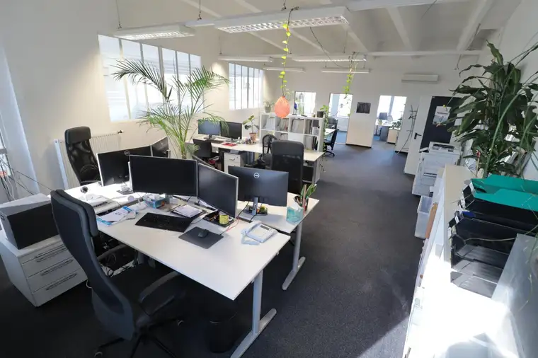 Helle Geschäftsräume in Top Lage - von 26m² bis 300m²