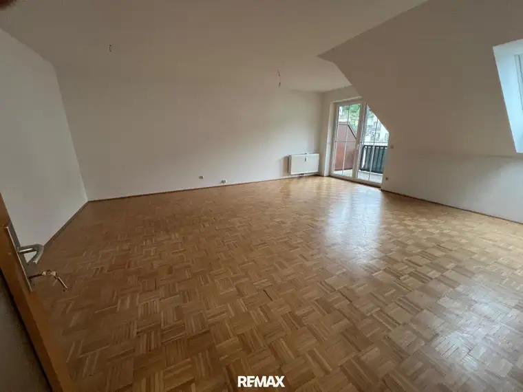 Gemütliche Wohnung mit Balkon!