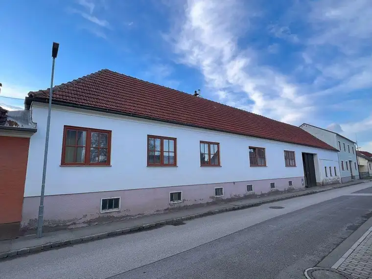 Großzügiger Vierkanthof