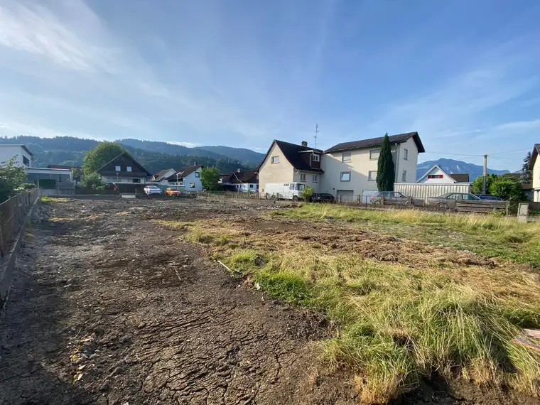 Sonniges Baugrundstück in ruhiger Lage von Schwarzach