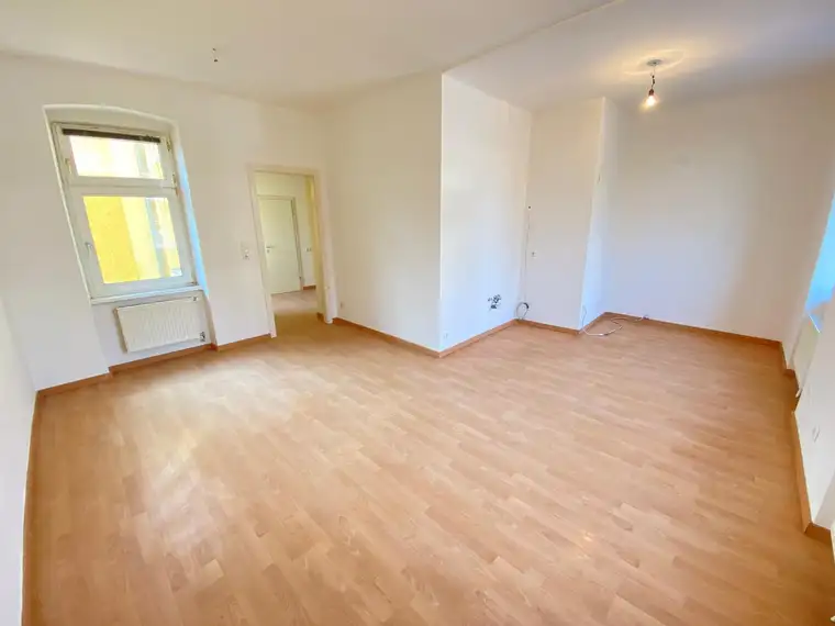 2 ZIMMERWOHNUNG IN KLEINMÜNCHEN