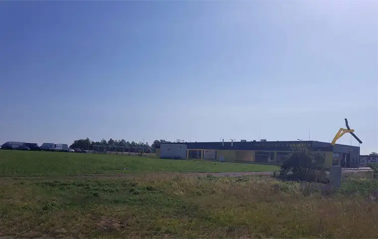 *** PREISREDUKTION *** Wiener Neustadt: Gewerbegrundstück 11.388 m² (nicht teilbar) in frequenter Lage zu kaufen