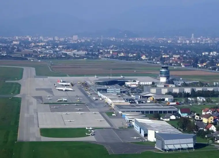 Flughafen Graz Nähe / Gewerbegrundstück ca. 7.000 m² (nicht teilbar) zu kaufen
