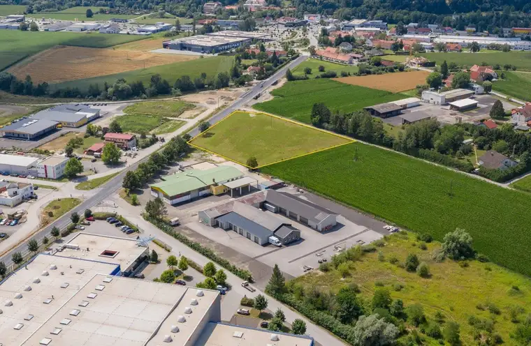 Fürstenfeld: Gewerbegrundstück ca. 8.500 m² (nicht teilbar) in frequenter Lage nahe der S7 zu kaufen